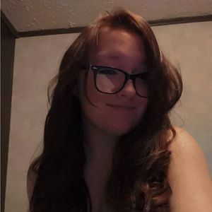 Meet your Posher, Chloe